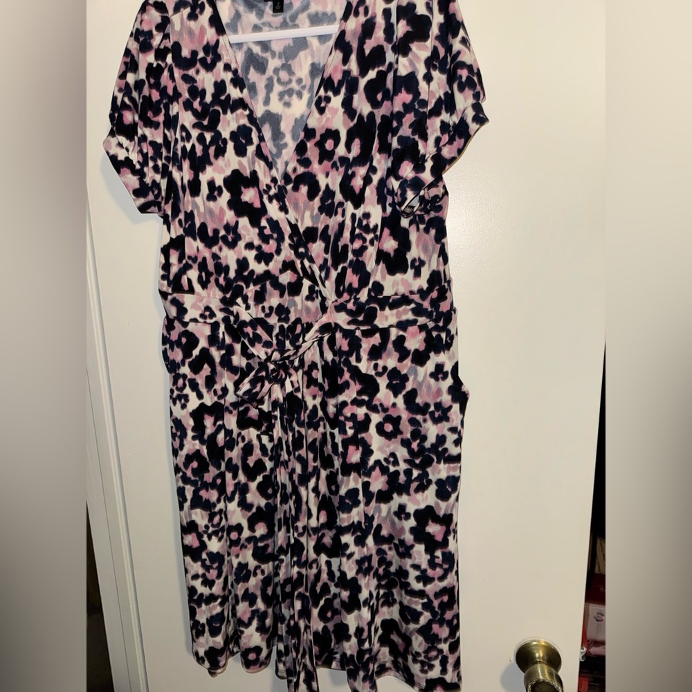 Torrid Mini Studio Knit Surplice Dress 2x - Picture 5 of 6